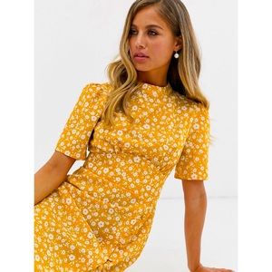 NWT midi floral tea dress